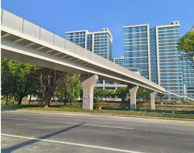 昆山巴城梧桐創(chuàng)新谷道路景觀(guān)提升工程（人行橋、塔基路橋、金鳳凰路一號(hào)橋、金鳳凰路二號(hào)橋、毛許路橋）順利完工